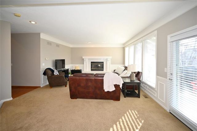 6206 N Strathbury Avenue, Kansas City, MO 64151