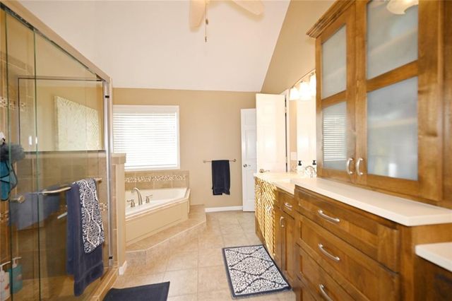 6206 N Strathbury Avenue, Kansas City, MO 64151