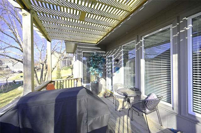 6206 N Strathbury Avenue, Kansas City, MO 64151