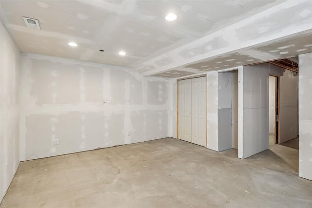 592 SE Williams Court, Waukee, IA 50263