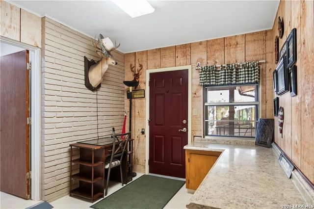 155 Harbor Circle, Mathis, TX 78368