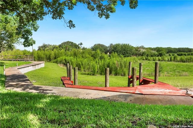 155 Harbor Circle, Mathis, TX 78368