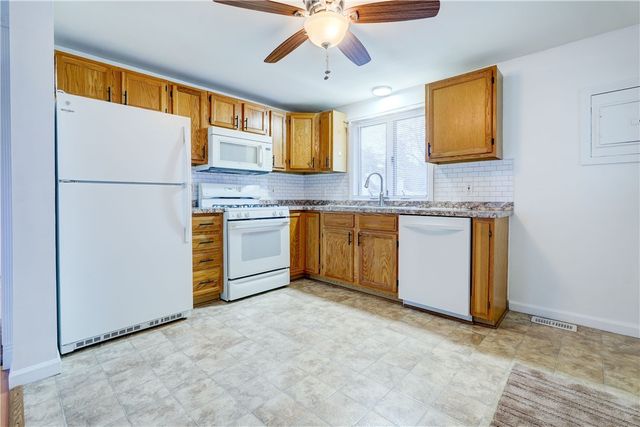 44 Ford Avenue, Gates, NY 14606