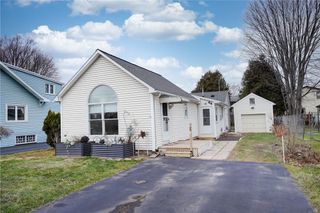 44 Ford Avenue, Gates, NY 14606