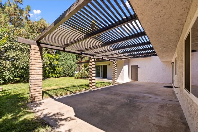 1613 Erin Avenue, Upland, CA 91784