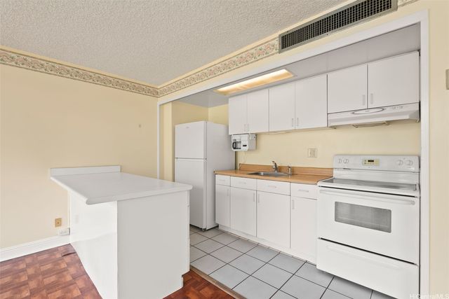 84-680 Kili Drive A704, Waianae, HI 96792