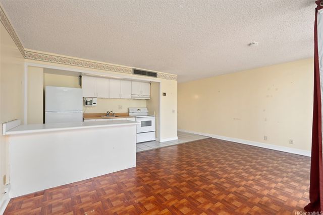 84-680 Kili Drive A704, Waianae, HI 96792