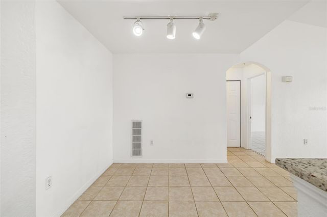 8933 MANOR LOOP 205, Lakewood Ranch, FL 34202