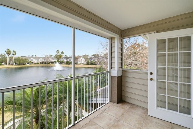8933 MANOR LOOP 205, Lakewood Ranch, FL 34202
