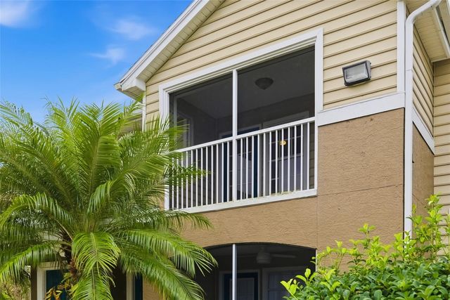 8933 MANOR LOOP 205, Lakewood Ranch, FL 34202