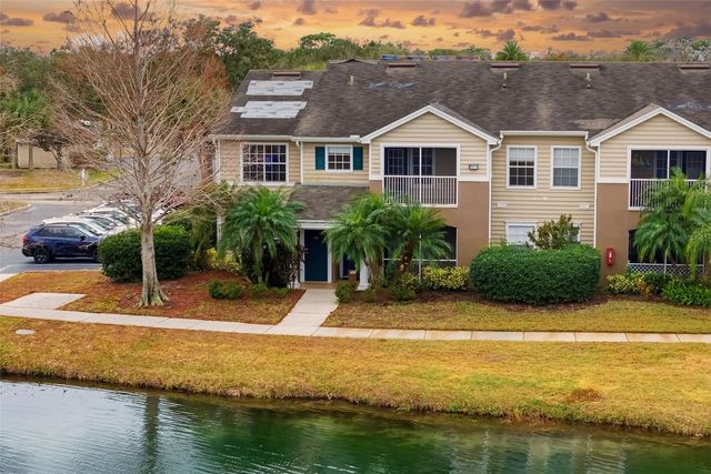 8933 MANOR LOOP 205, Lakewood Ranch, FL 34202