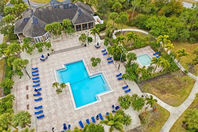 8933 MANOR LOOP 205, Lakewood Ranch, FL 34202