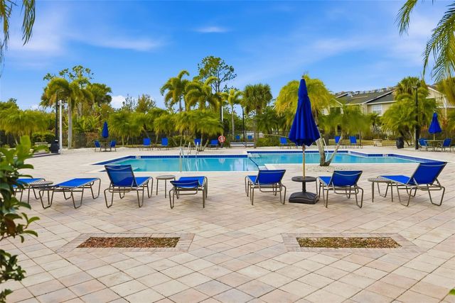 8933 MANOR LOOP 205, Lakewood Ranch, FL 34202