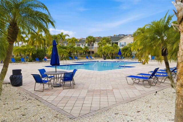 8933 MANOR LOOP 205, Lakewood Ranch, FL 34202