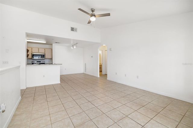 8933 MANOR LOOP 205, Lakewood Ranch, FL 34202