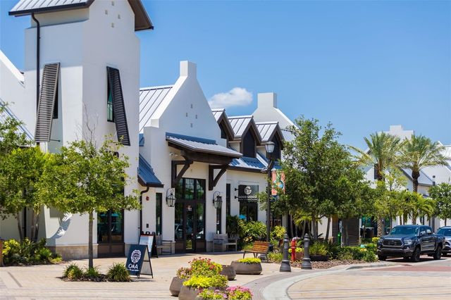 8933 MANOR LOOP 205, Lakewood Ranch, FL 34202