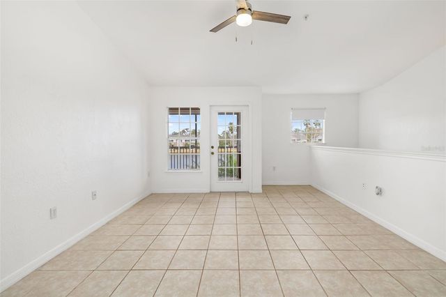 8933 MANOR LOOP 205, Lakewood Ranch, FL 34202