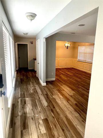 2719 Tinechester Drive, Houston, TX 77339