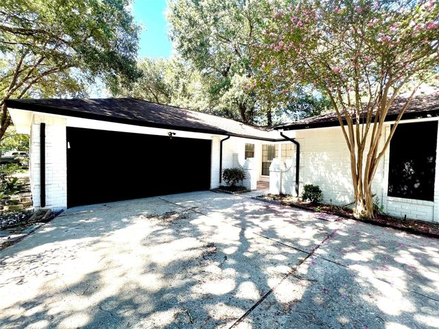 2719 Tinechester Drive, Houston, TX 77339
