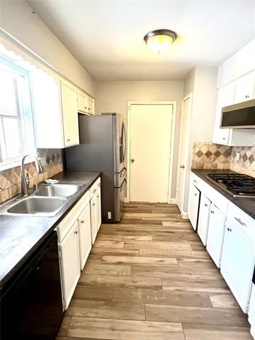 2719 Tinechester Drive, Houston, TX 77339
