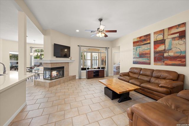 29705 SADDLEBACK CIR, Fair Oaks Ranch, TX 78015