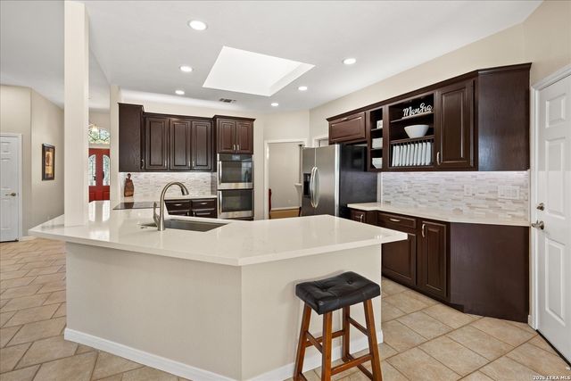 29705 SADDLEBACK CIR, Fair Oaks Ranch, TX 78015