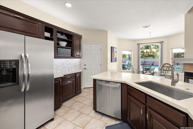 29705 SADDLEBACK CIR, Fair Oaks Ranch, TX 78015