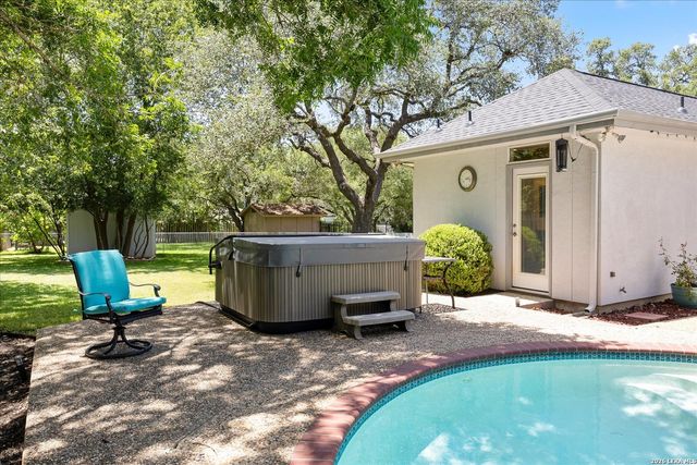 29705 SADDLEBACK CIR, Fair Oaks Ranch, TX 78015