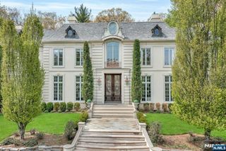 501 Timberline Drive, Franklin Lakes, NJ 07417