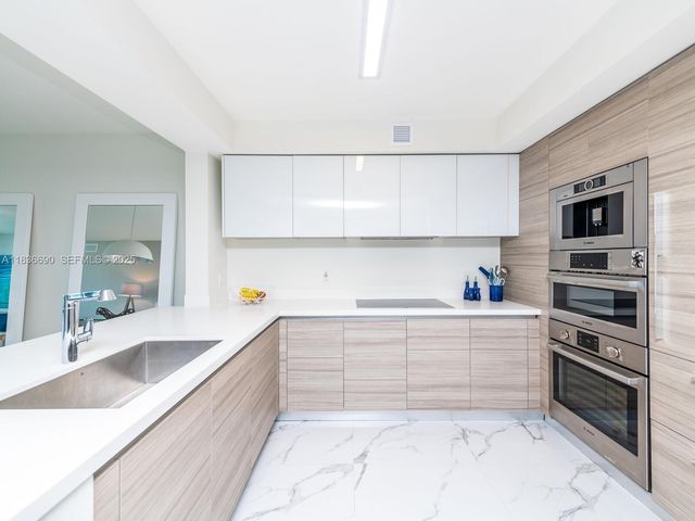 300 Sunny Isles Boulevard 51605, Sunny Isles Beach, FL 33160