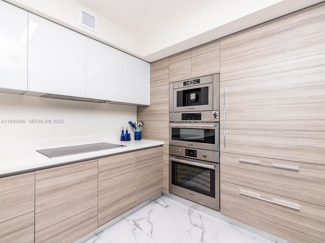 300 Sunny Isles Boulevard 51605, Sunny Isles Beach, FL 33160