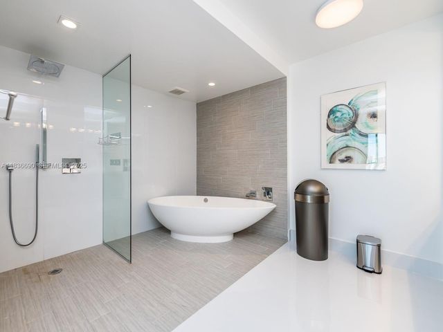 300 Sunny Isles Boulevard 51605, Sunny Isles Beach, FL 33160