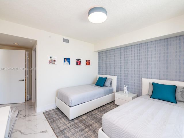 300 Sunny Isles Boulevard 51605, Sunny Isles Beach, FL 33160