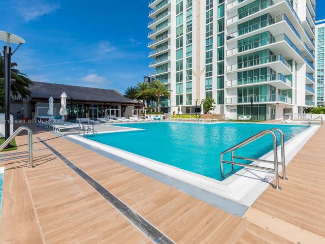 300 Sunny Isles Boulevard 51605, Sunny Isles Beach, FL 33160
