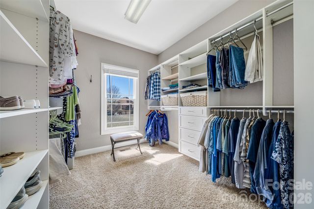 5873 Bakers Point, Hickory, NC 28602