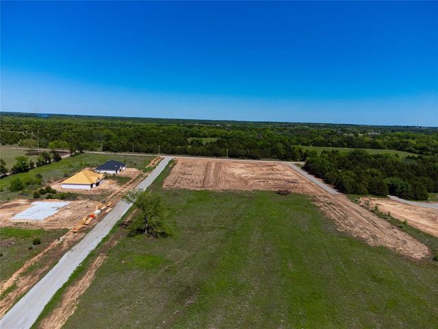 2801 E Cedar Creek Pass, Stillwater, OK 74074