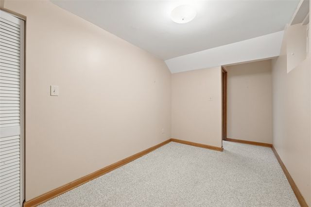 2621 Milford Dr, Bethel Park, PA 15102