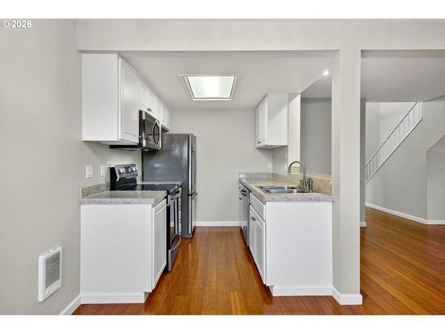 10186 Se TALBERT St, Clackamas, OR 97015