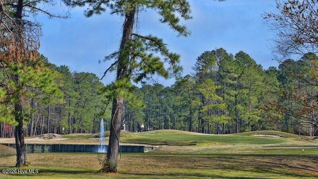 901 Bee Tree Court, New Bern, NC 28560