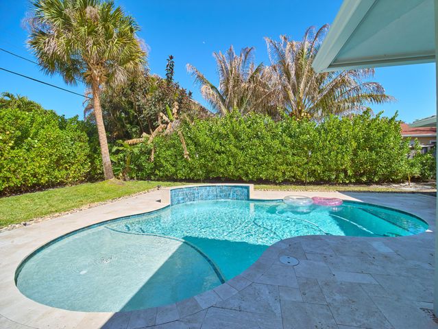 359 Church Road, Tequesta, FL 33469