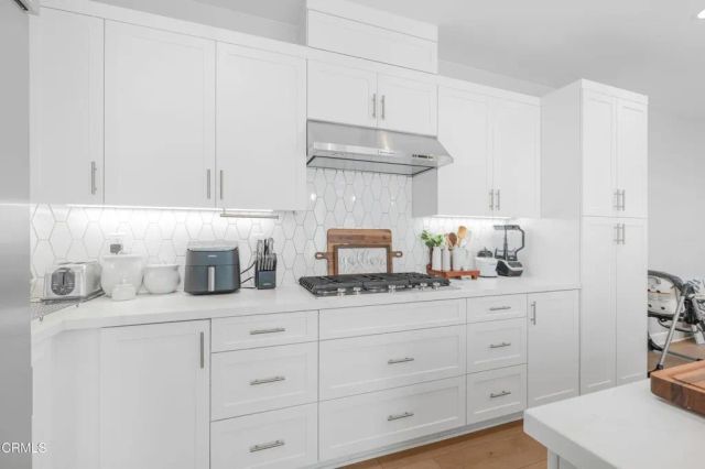 10824 Red Bluff Road, Ventura, CA 93004