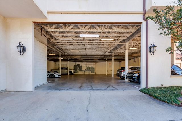 5232 Colleyville Boulevard 203, Colleyville, TX 76034