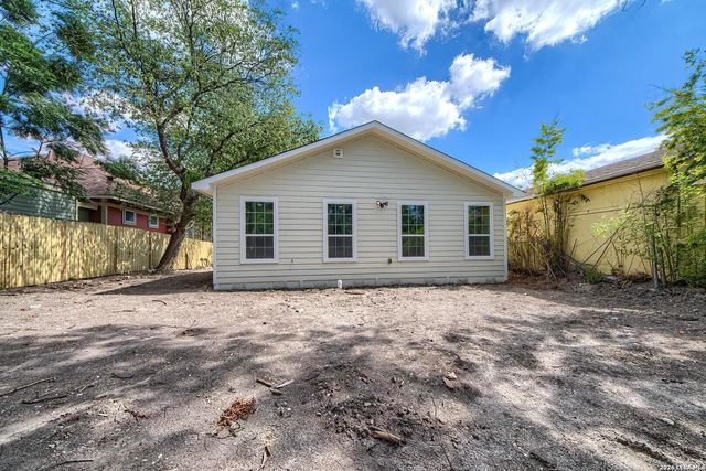 823 W French Place, San Antonio, TX 78212