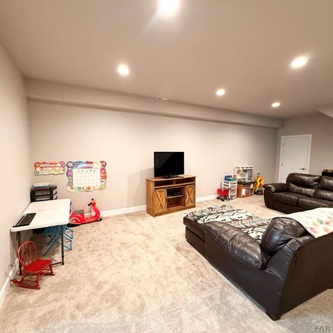 1265 N Platteville Blvd, Pueblo West, CO 81007