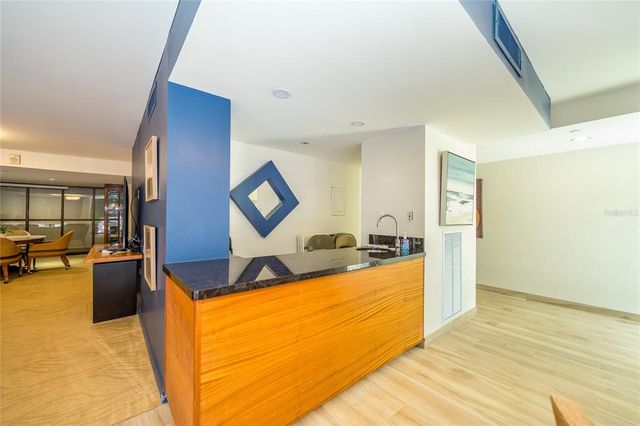 707 S GULFSTREAM AVENUE 602, Sarasota, FL 34236