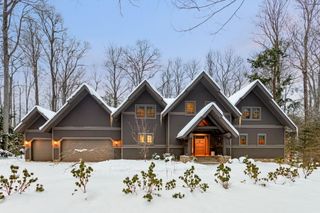 6290 Scenic Woods Circle N, Muskegon, MI 49445