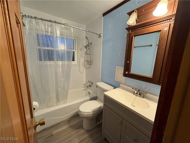 522 Eric Drive, Tallmadge, OH 44278