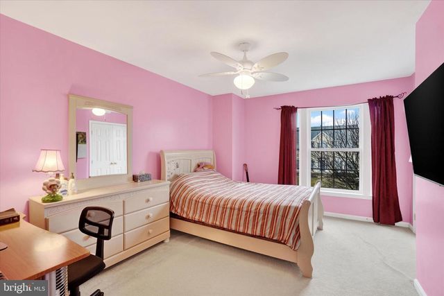 1366 ASTER DR, York, PA 17408