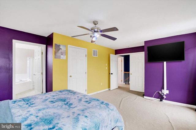 1366 ASTER DR, York, PA 17408