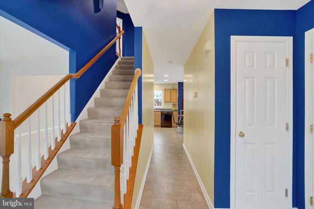 1366 ASTER DR, York, PA 17408